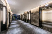 Summerisland Hotel (Chengdou Taikoo Li) - parking