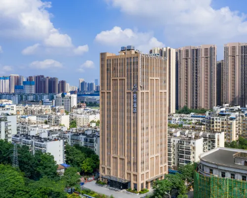Atour Hotel (Wuhan Hankou Railway Station, Changqing Road) Hotel berhampiran Universiti Politeknik