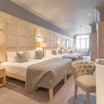 The Scotsman Hotel Отели рядом с достопримечательностью «Эдинбург Олд Таун»