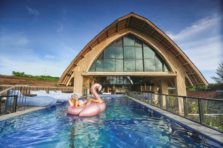 Marc Hotel Gili Trawangan Отели рядом с достопримечательностью «Gili Trawangan Turtle Hatchery»