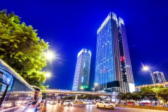 Huanlv Hotel (Chongqing Longtousi North Railway Station) Hotels near Chongqing North Railway Station