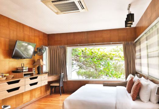 1. 버드 앤드 비 ..