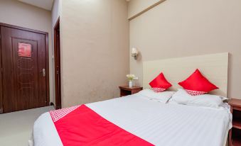 Zhuanghe Huaxing Hotel