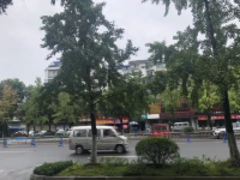 OYO Jiangyou Meijia Hotel
