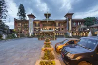 Hotel Manaslu فنادق في 