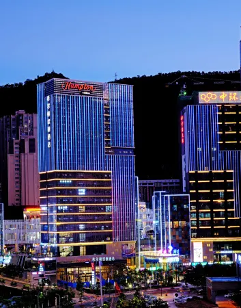 Hampton by Hilton Panzhihua Central Plaza Отели рядом с достопримечательностью «Datian Convention Relic Site»