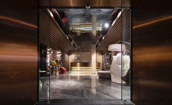 Paco Hotel (Guangzhou Jiantai Road Metro Station)