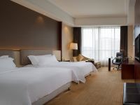 维纳斯皇家酒店(深圳国际会展中心店) - 高级双床房