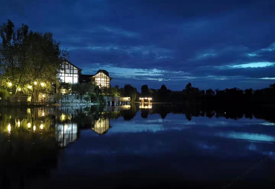 Xunyin Hot Spring Hotel over view