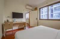 7Days Inn Chain Hotel (Kunming Dongjiawan Telecom Building) Hotel in zona Yunnan Gymnasium