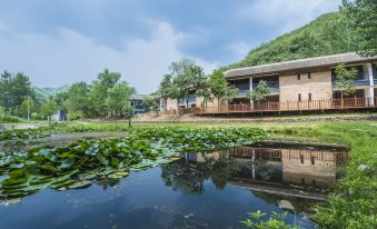 Trip.com Group Country Retreats (Henan Jiyuan Xiaoyoudongtian Joint Resort)