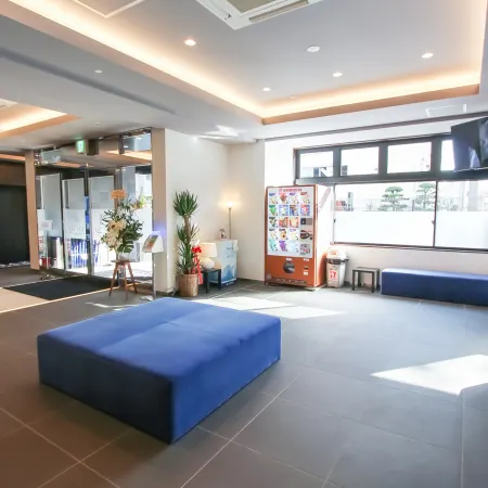 HOTEL LiVEMAX PREMIUM Himejieki-Minami Отели рядом с достопримечательностью «Железнодорожный вокзал Химэдзи»