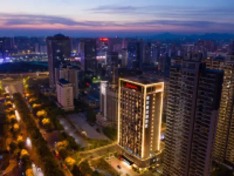 ハンプトンbyヒルトンホテル 贑州章江新区 贛州のホテル