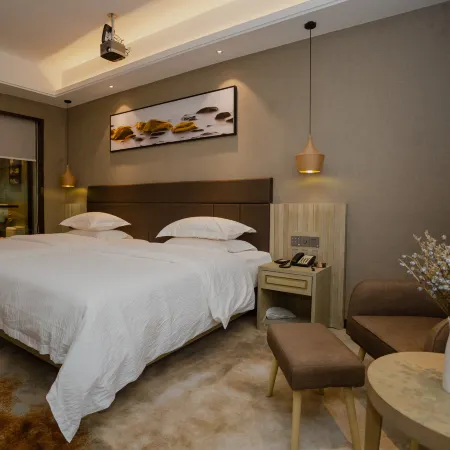 H · Pin Hotel