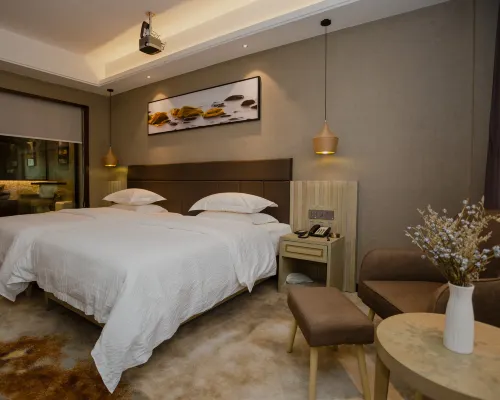 โรงแรมเอชพิน โรงแรมในเฉากวน