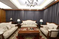 queershanbingguan Hotels in Dege