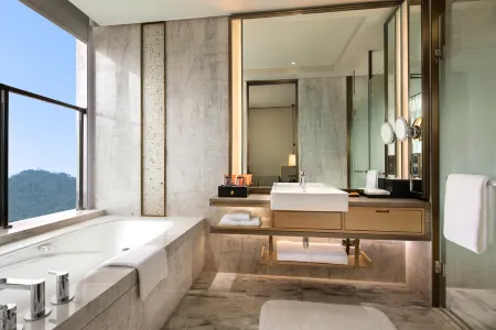Xiangxi Crown International Hotel