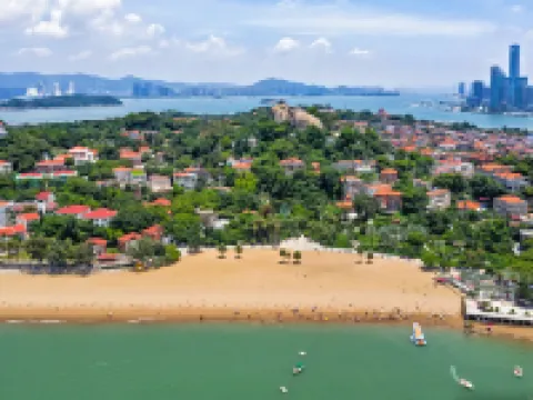 Kulangsu Liuyue Scenic Apartment (Gangzaihou Beach Sunlight Rock) Hotels near Sunlight Rock