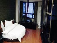 蚌埠胜境主题酒店万达公寓店 - 温馨主题圆床房