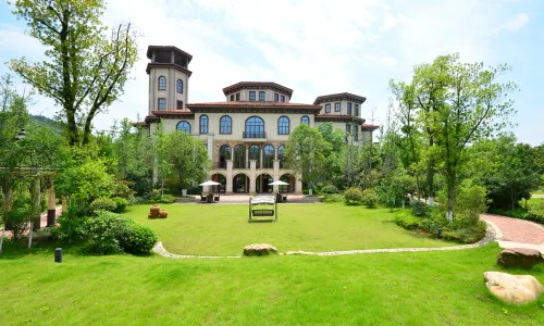 Huitang Yiqi Bieyuan Hot Spring Holiday Villa