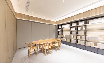 Ji Hotel (Shanghai Daning International Yanchang Road Subway Station Branch)