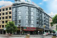 1700 Hotel