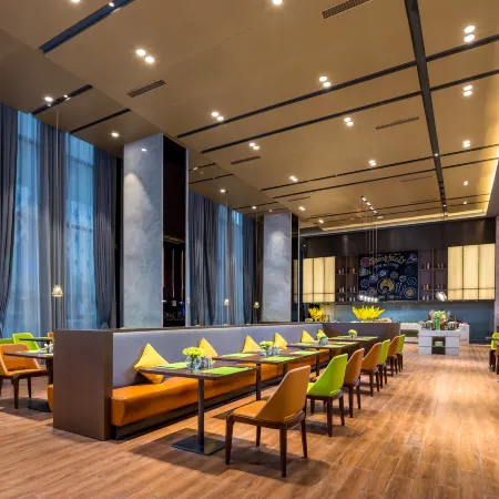 Hampton by Hilton Renhuai Zuimei Avenue Отели в г. Женьхуай