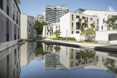 CM+ Serviced Apartment Shenzhen Hillside