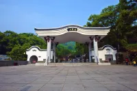 7 プレミアムホテル(長沙西バスターミナル梅溪湖東地下鉄駅)