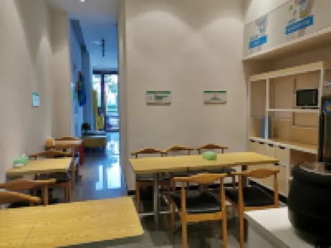 7Days Inn Hotel (Lu'an Yintai Department Store)