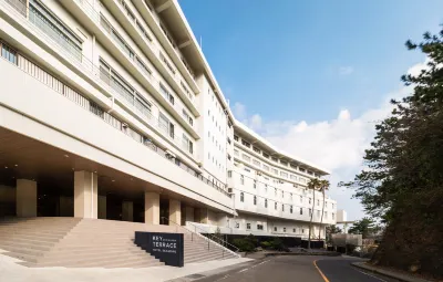 Shirahama Key Terrace Hotel Seamore Hotel dekat Hei-sogen Park