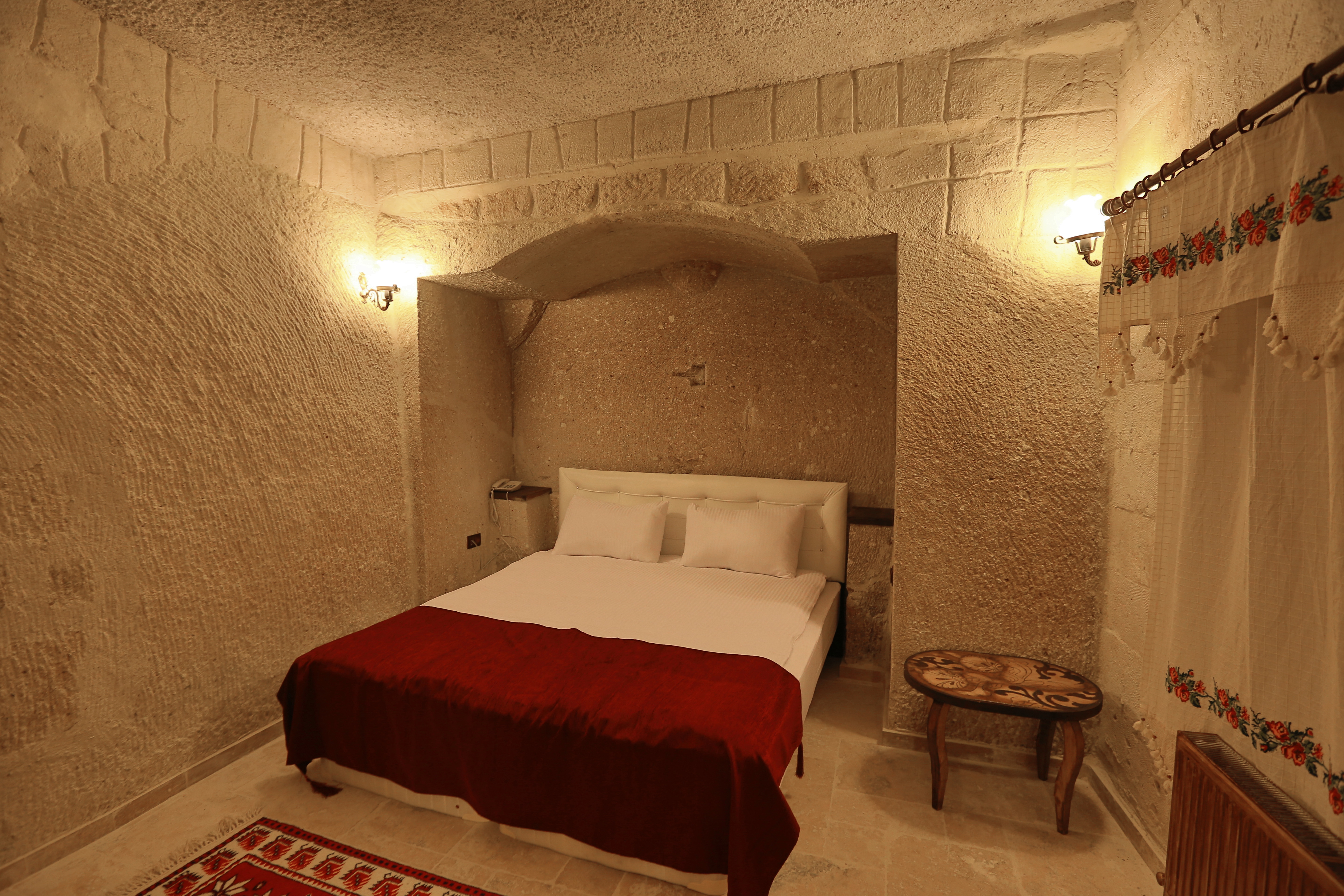 Grand Cave Suites