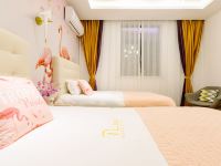 上海如初见精品民宿 - 温馨一室大床房