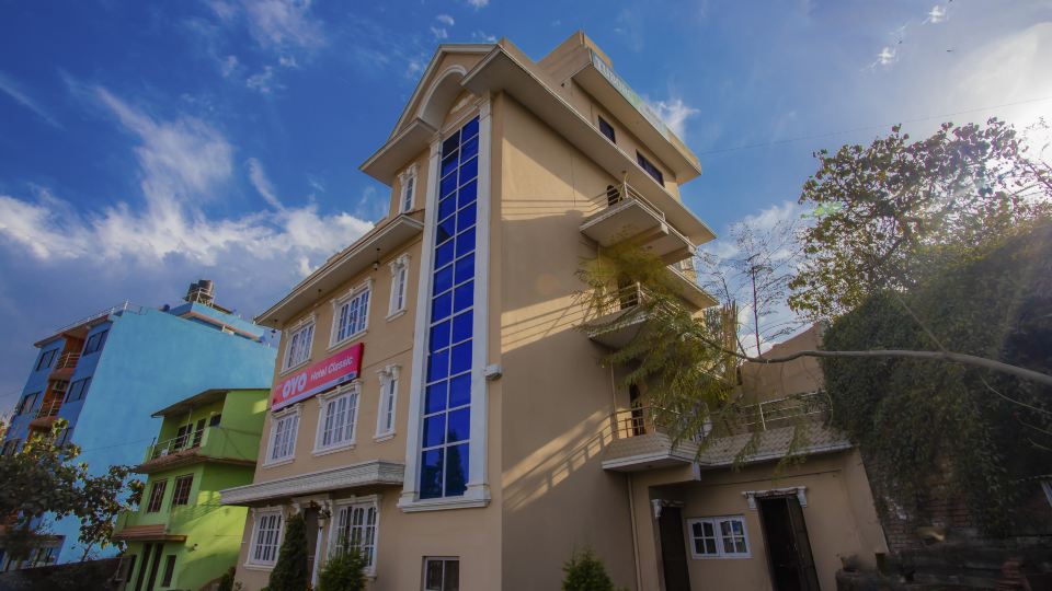 OYO 302 Hotel Classic