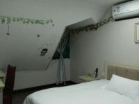 99旅馆连锁(上海影视乐园店) - 大床房B
