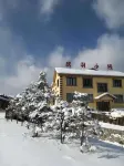 Xuexiang Erlanghe Qingli Inn Hotels near Xuexiang National Forest Park