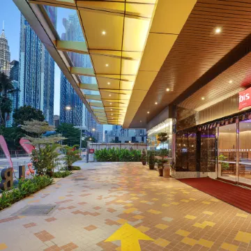 ibis Kuala Lumpur City Centre Отели рядом с достопримечательностью «Jalan Ampang»