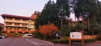 Hanatsubaki - Parking