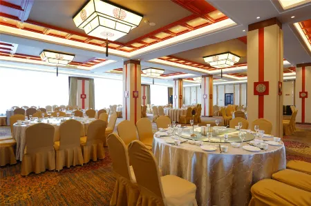 Jining Xingtan Shijia Hotel