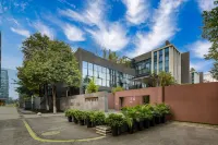 Chengdu Chanyi Jincheng Courtyard Hotel