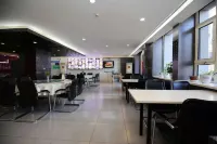 Duoflai Hotel (Mudanjiang High-speed Railway Station No.4 Middle School) - sarapan