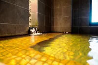 Hotel Monterey Okinawa Spa & Resort - vasca da bagno