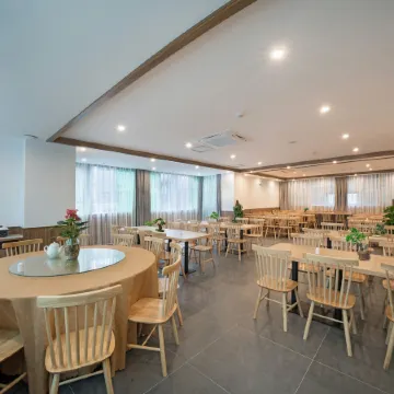 Jiu Jian Tang Bo City Hotel