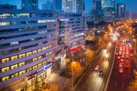 Atour Hotel Qingdao May Fourth Square The Third Beach Hotels in Eight Great Passes/No.1 Bathing Beach