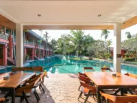 Mai Morn Resort Hotels near Makham Bay