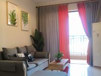 广州休闲的小家公寓 - 二室二厅套房