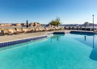 Lake Powell Resort Hotels in Big Water
