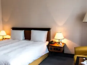 拉哈特皇宮飯店