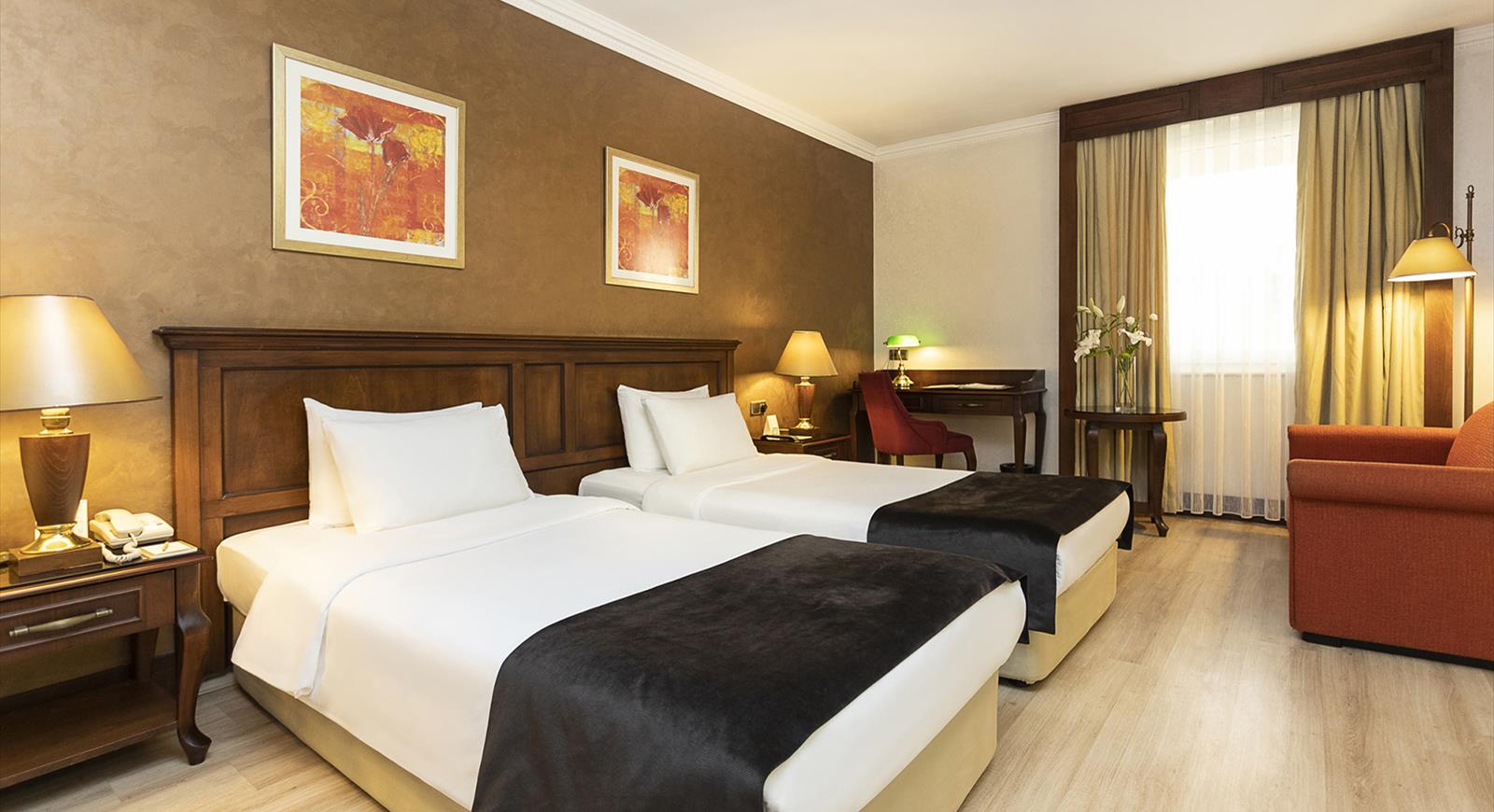 LaresPark Hotel Taksim (Occidental Taksim)