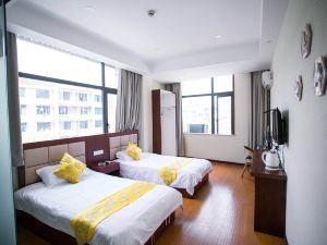 Jiande Xinyue Business Hotel